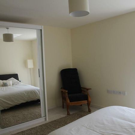 Villa Bright Modern House Beside Snowdonia Llanfairfechan Esterno foto